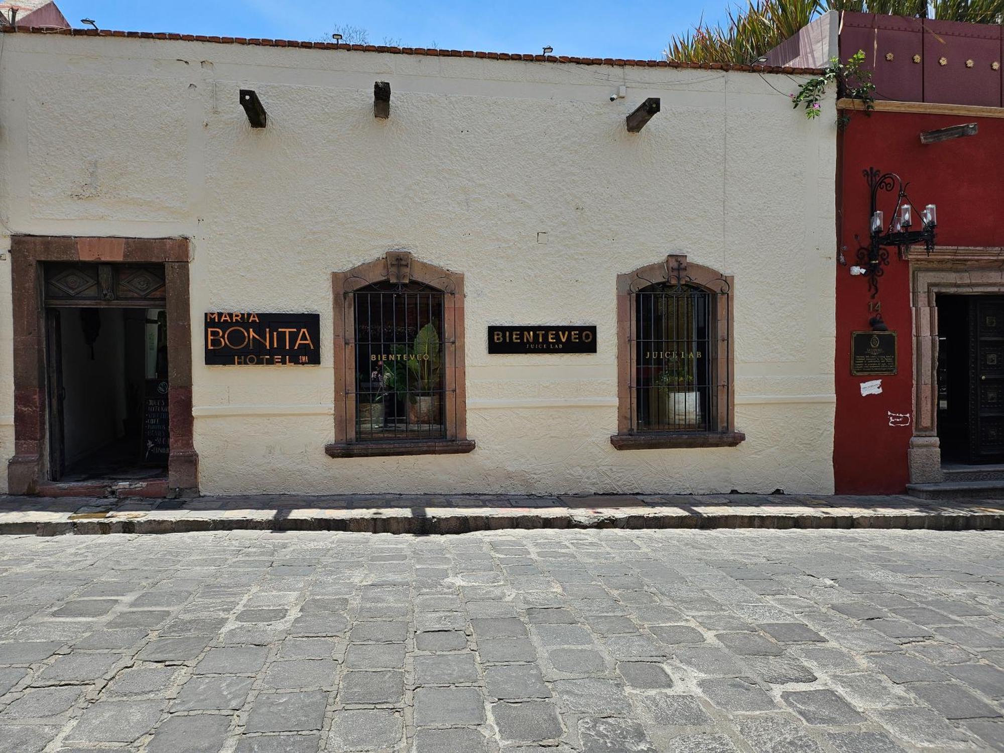 Hotel Maria Bonita Альенде Экстерьер фото